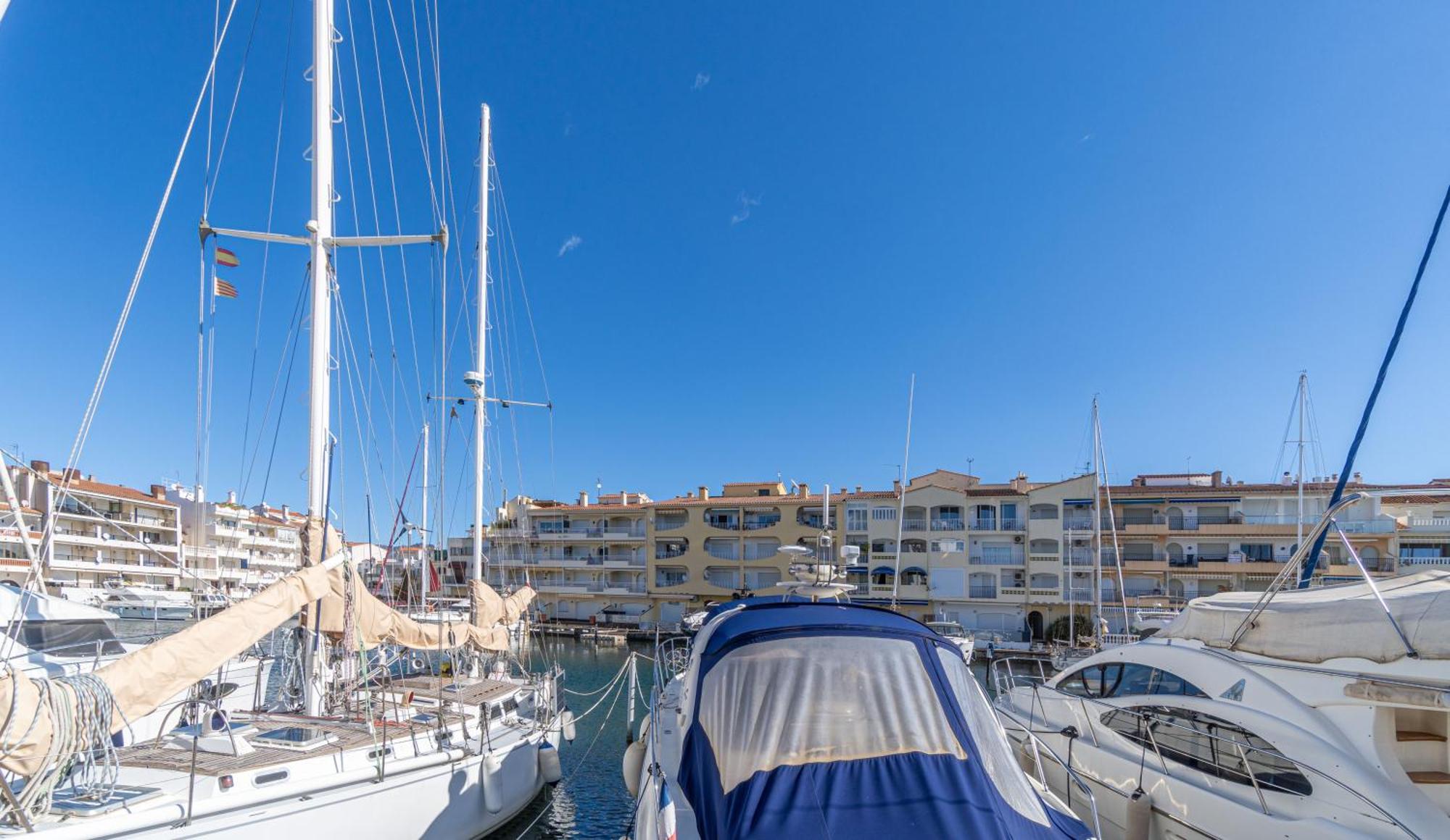 エンプリアブラバCn1-Zona Chic Club Nautico, Clima, 5 Minutos Andando De La Playa, Centro, Restaurantesアパートメント エクステリア 写真